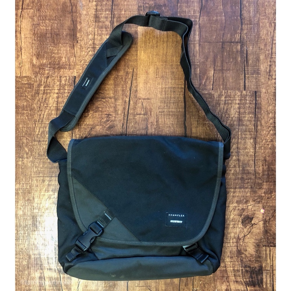 CRUMPLER Laptop Messenger Bag